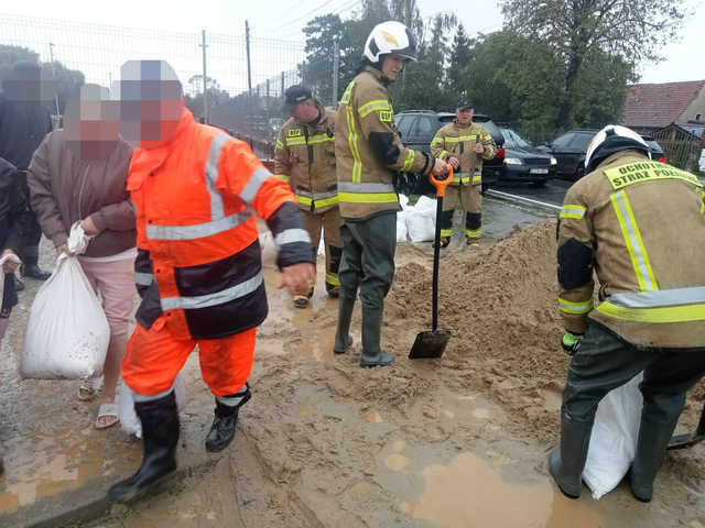 Piława Dolna pod wodą