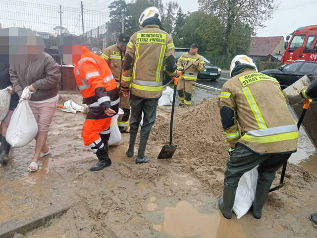Piława Dolna pod wodą