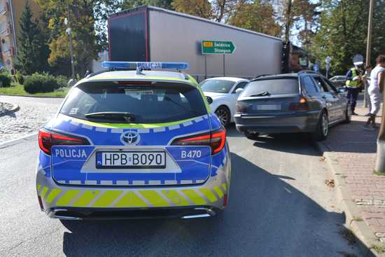 Kolizja na rondzie Kresów II Rzeczypospolitej w Dzierżoniowie