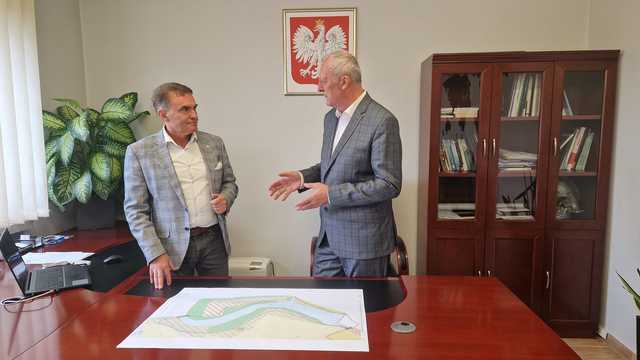 Spotkanie wójta Łagiewnik z posłem Markiem Chmielewskim