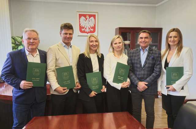 Nagrody Wójta Gminy Łagiewniki dla nauczycieli