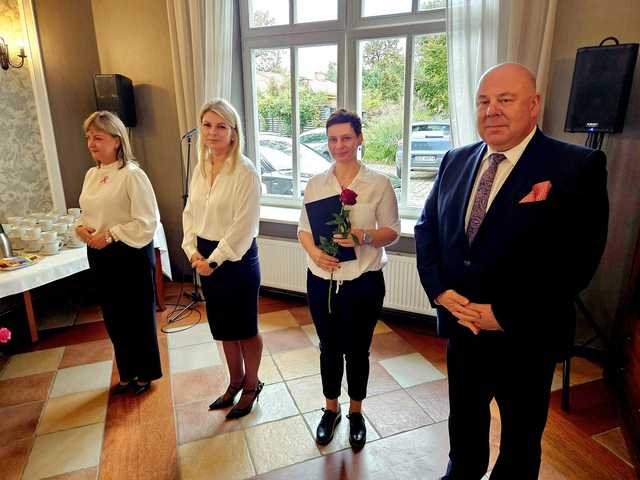 Nagrody burmistrza dla nauczycieli z Dzierżoniowa