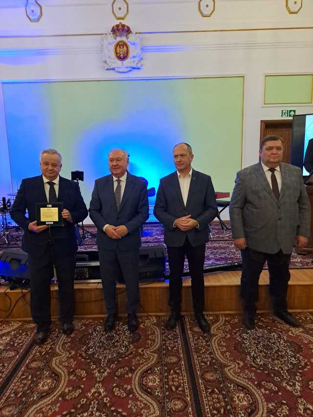 Uhonorowani i wyróżnieni nauczyciele oraz mistrzowie Rzemiosła