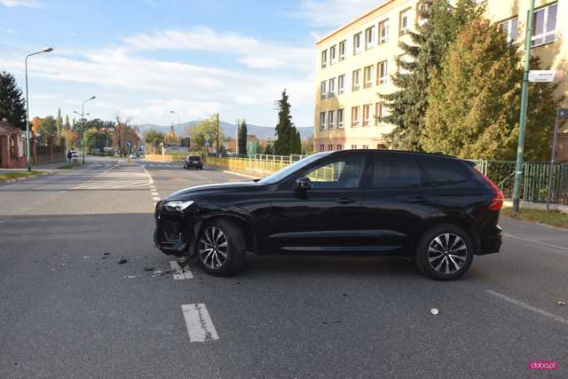 Zderzenie volvo z oplem