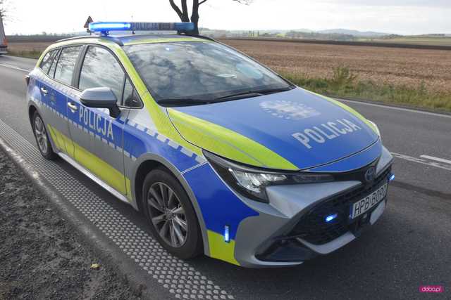 Zderzenie trzech pojazdów pomiędzy Łagiewnikami a Przystroniem
