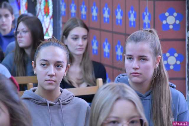[WIDEO/FOTO] Wystartował Dolnośląski Festiwal Nauki. Uroczyste rozpoczęcie w 1LO w Dzierżoniowie