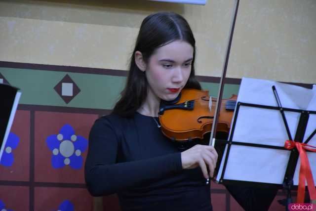 [WIDEO/FOTO] Wystartował Dolnośląski Festiwal Nauki. Uroczyste rozpoczęcie w 1LO w Dzierżoniowie
