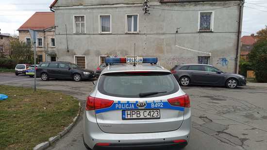 Biegał z nożem w Dzierżoniowie