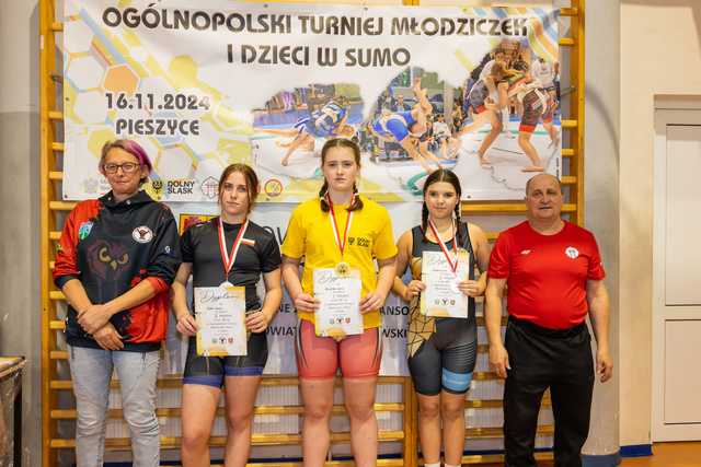 Ogólnopolski Turniej Młodziczek i Dzieci w sumo w Pieszycach