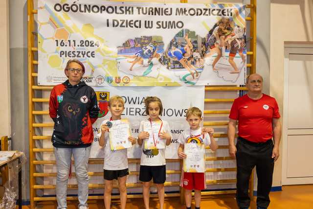 Ogólnopolski Turniej Młodziczek i Dzieci w sumo w Pieszycach