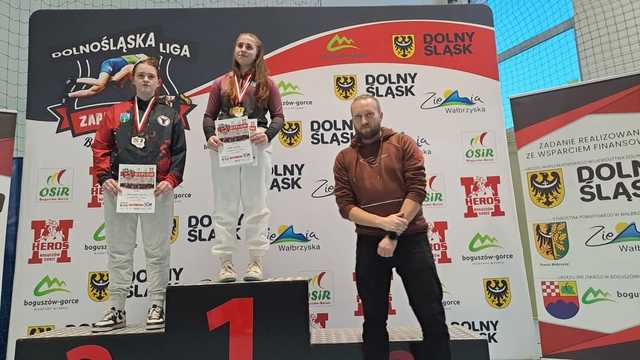 Młodziczki JUNIORA Dzierżoniów zakończyły zmagania w Dolnośląskiej Lidze Dziewcząt w zapasach