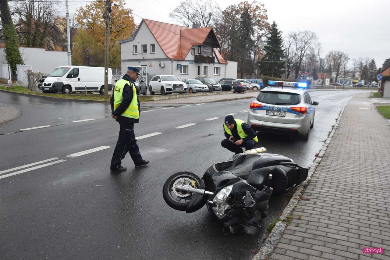Wypadek motocyklisty w Pieszycach