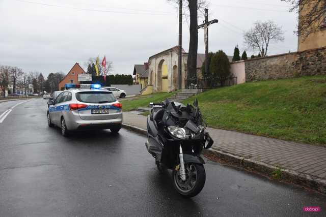 Wypadek motocyklisty w Pieszycach