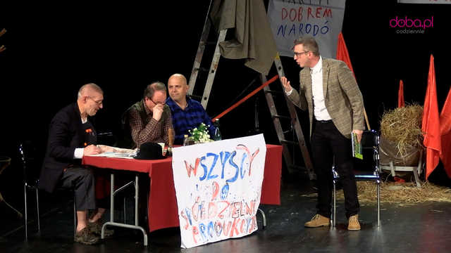 Robotniczo-chłopski Hamlet w wykonaniu nauczycieli z Bielawy