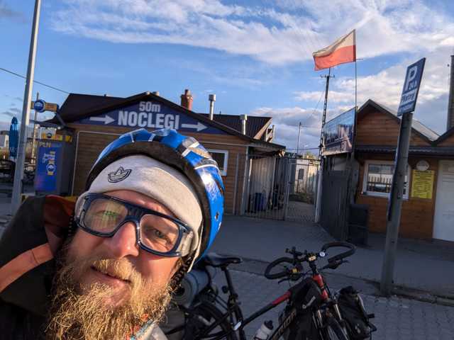 [FOTO] Rowerem z Chin do Polski: Niezwykła podróż Dawida Sulikowskiego