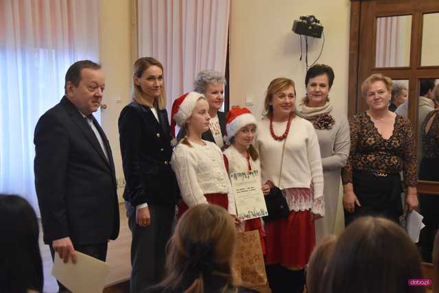 Najpiękniejsze stoły wigilijne