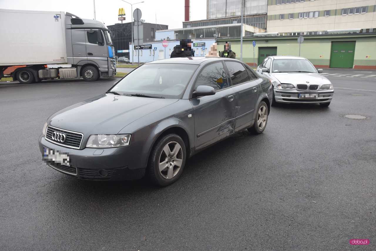 Zderzenie bmw i audi w Dzierżoniowie