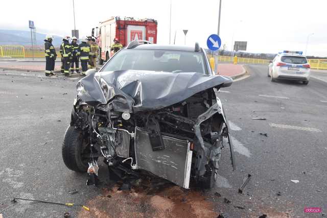 Zderzenie dacii i forda na obwodnicy Dzierżoniowa