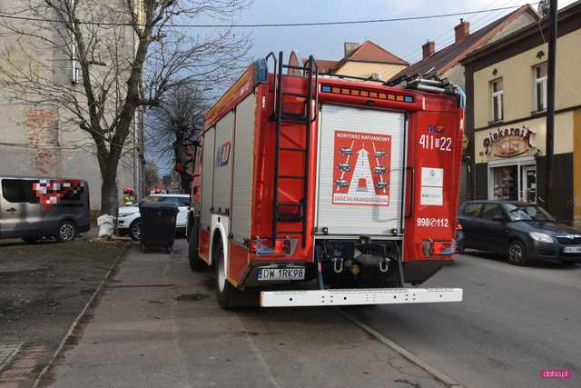 Zderzenie mitsubishi z land roverem w Dzierżoniowie
