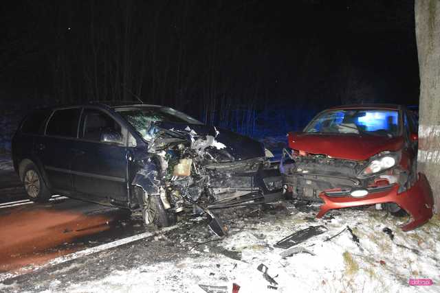 Wypadek na trasie Dzierżoniów – Świdnica: droga zablokowana