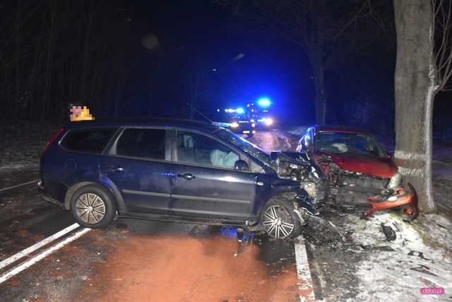 Wypadek na trasie Dzierżoniów – Świdnica: droga zablokowana
