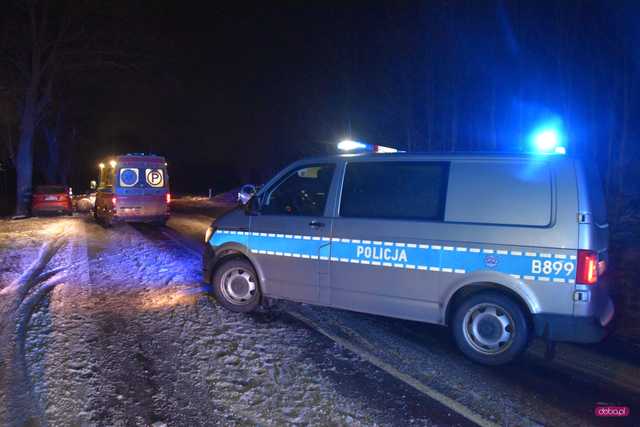 Wypadek na trasie Dzierżoniów – Świdnica: droga zablokowana