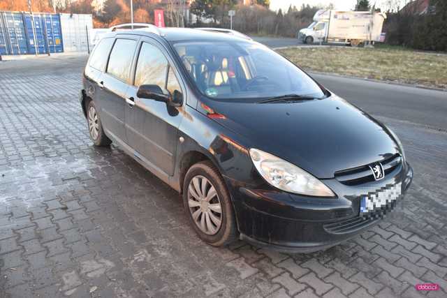 Zderzenie ciężarówki z peugeotem na ósemce