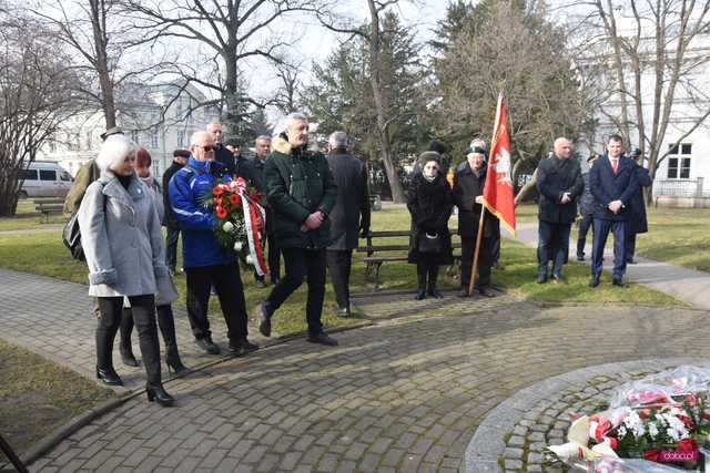 Dzierżoniów. Uroczystości upamiętniające 85. rocznicę pierwszej deportacji Polaków na Sybir