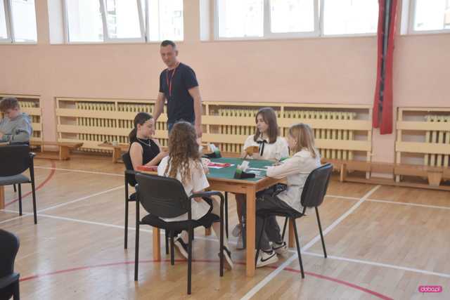 Bielawa. II Mistrzostwa Ekologicznej Szkole Podstawowej nr 7 w brydżu sportowym