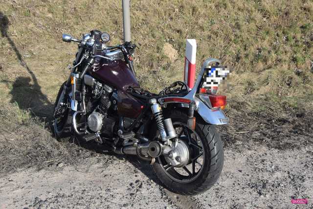 Zderzenie motocykla z volvo