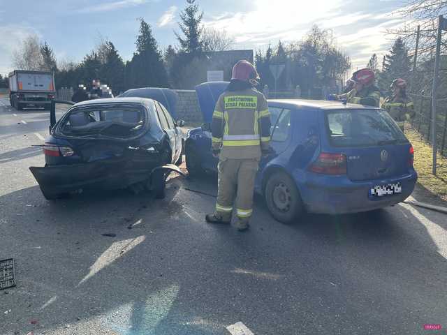 Zderzenie czterech pojazdów w Piławie Górnej