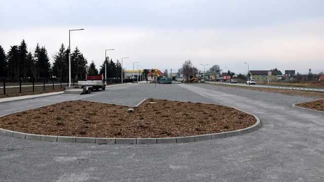 Dzierżoniów. Postęp prac przy powiększeniu cmentarza