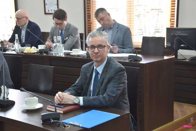 Jezioro Bystrzyckie i zapora wodna Lubachów