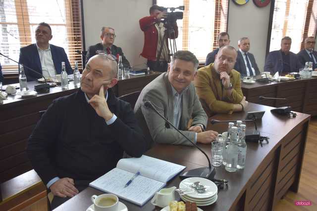 Jezioro Bystrzyckie i zapora wodna Lubachów