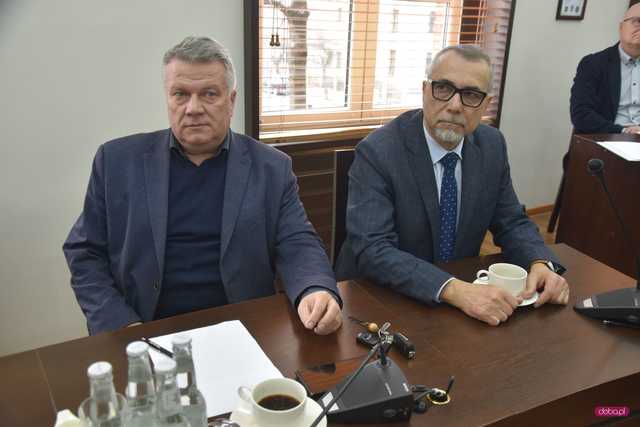 Jezioro Bystrzyckie i zapora wodna Lubachów