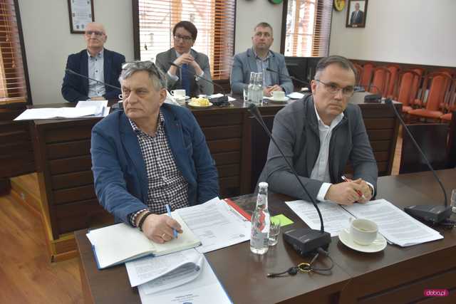 Jezioro Bystrzyckie i zapora wodna Lubachów