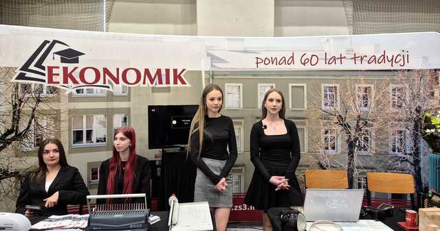 Prezentacje Szkół Ponadpodstawowych Powiatu Dzierżoniowskiego