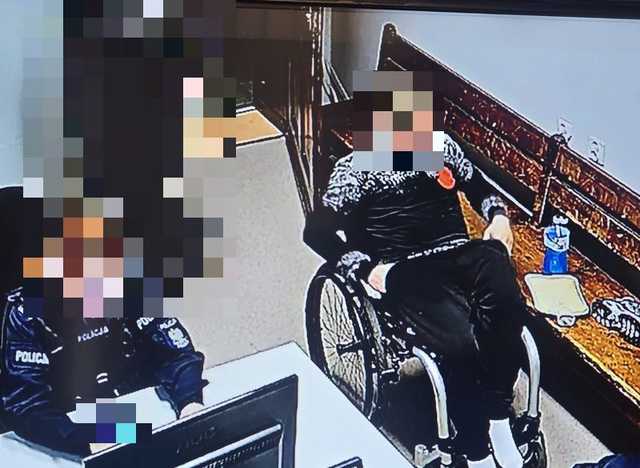 Niepełnosprawny pasażer z narkotykami zatrzymany podczas kontroli drogowej