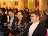 Koncert pamięci Bacha uczniów Szkoły Fortepanu d-moll w pałacu Gladishof w Piławie Górnej