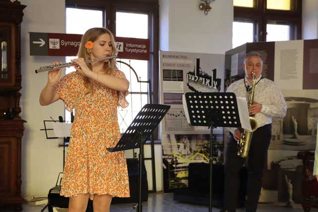 Koncert wiosenny uczniów Szkoły Fortepianu d-moll w synagodze Rutika