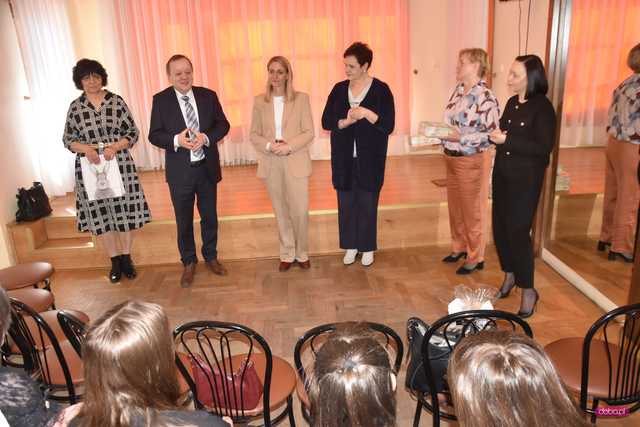 Powiatowy Konkurs Aranżacji Stołów Wielkanocnych w Dzierżoniowie