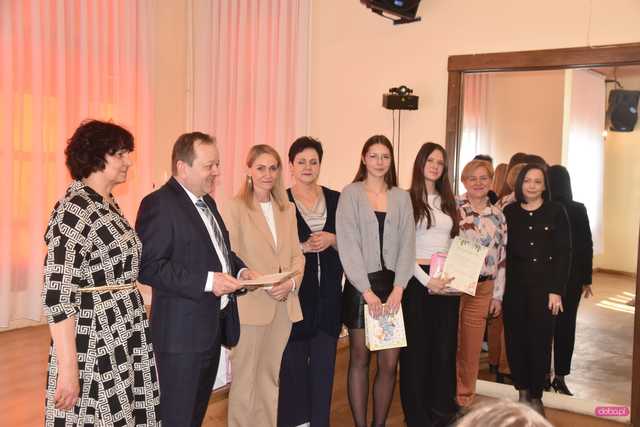 Powiatowy Konkurs Aranżacji Stołów Wielkanocnych w Dzierżoniowie