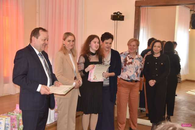 Powiatowy Konkurs Aranżacji Stołów Wielkanocnych w Dzierżoniowie