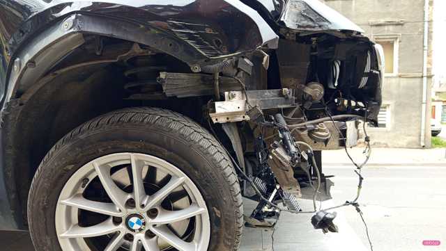 Policjanci zatrzymali pijanego kierowcę bmw