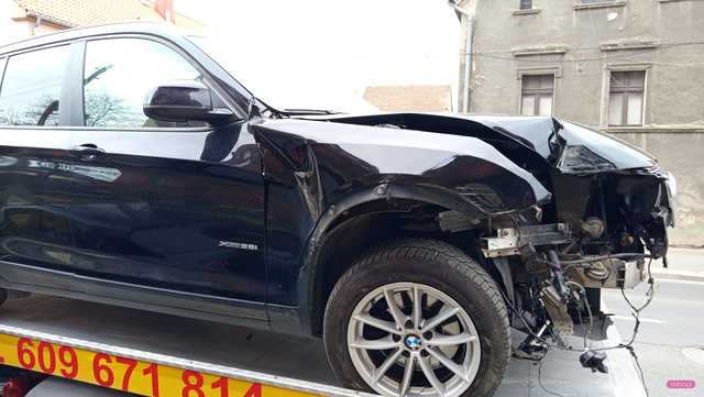 Policjanci zatrzymali pijanego kierowcę bmw