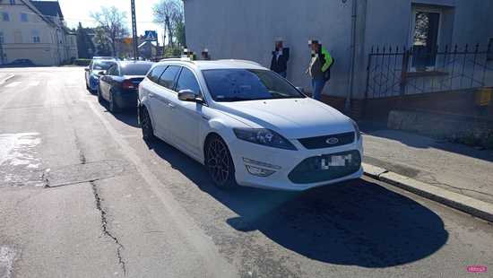 Zderzenie forda z audi w Dzierżoniowie