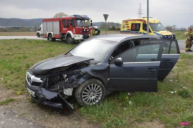 Zderzenie pojazdów na obwodnicy Dzierżoniowa