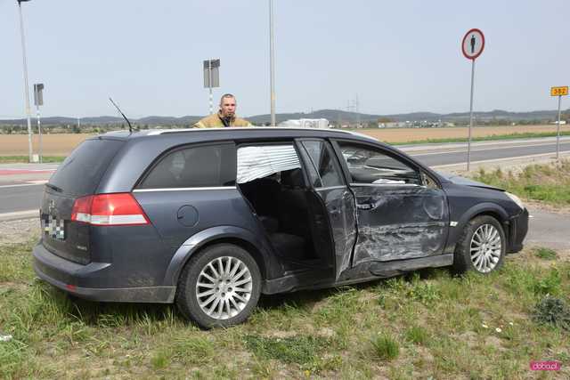 Zderzenie pojazdów na obwodnicy Dzierżoniowa