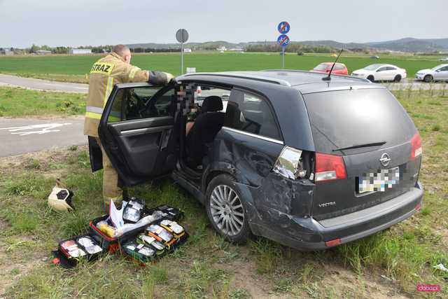 Zderzenie pojazdów na obwodnicy Dzierżoniowa