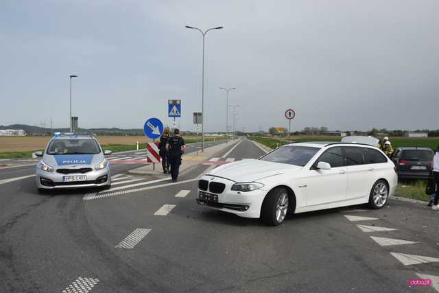 Zderzenie pojazdów na obwodnicy Dzierżoniowa